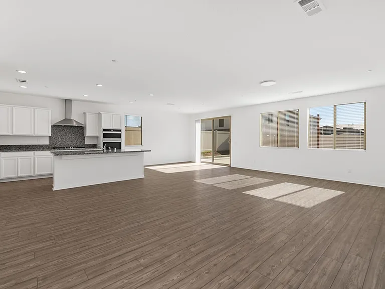 32907 Cambury Pl — Photo 10