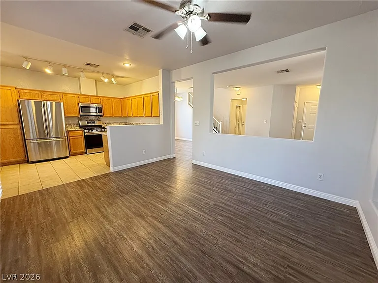2185 Polynesia Cir — Photo 10