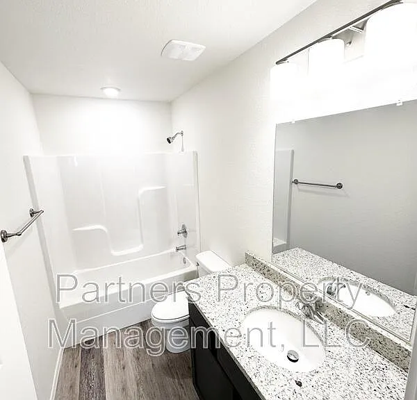 801 S Amarillo Ave #1 — Photo 24
