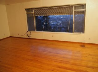 6623 Simson St, Oakland, CA 94605