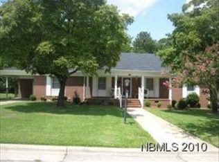 1413 Benfield Ave, New Bern, NC 28562