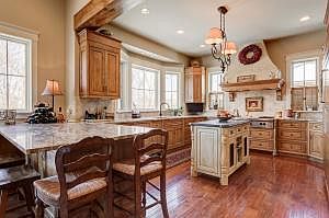 4th image of 7076 Calabria Pl