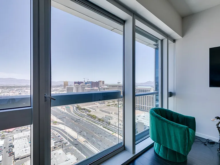 4471 Dean Martin Dr #4004 — Photo 3