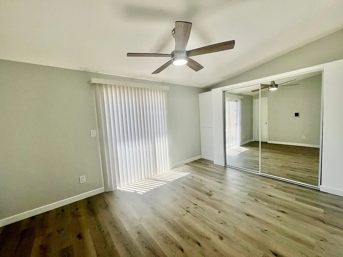 Building Photo - 195 Ballantyne St #8