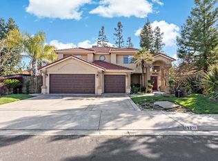 1192 Chennault Ave, Clovis, CA 93611