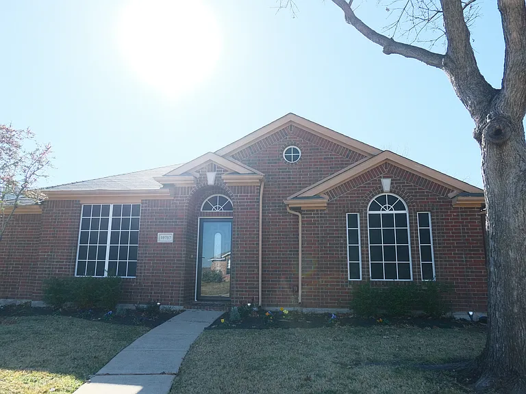10707 Copperwood Dr — Photo 1