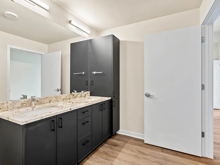 River Place Lofts — Photo 95
