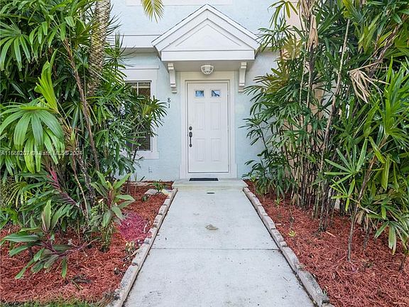 2nd image of 81 Simonton Cir