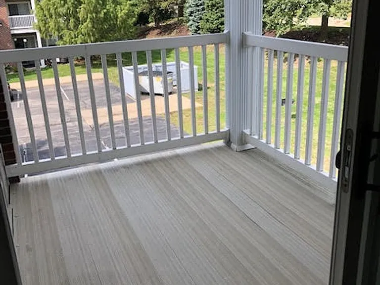 Hollow Creek IV Apartments — Photo 12
