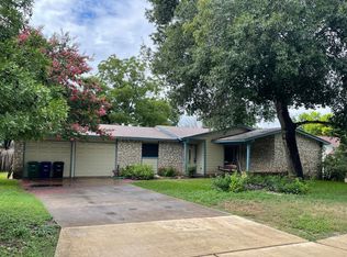 4215 Flint Hill St, San Antonio, TX 78230