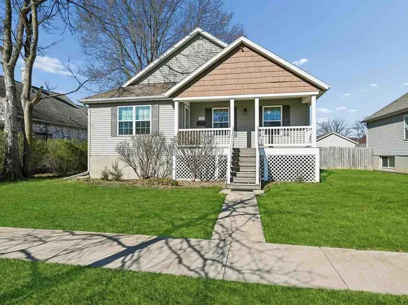 528 9th St SW, Cedar Rapids, IA 52404