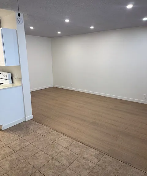 787 Gardenia Ave #7 — Photo 9