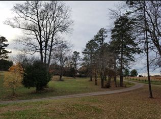 6030 Loop Rd, Clemmons, NC 27012