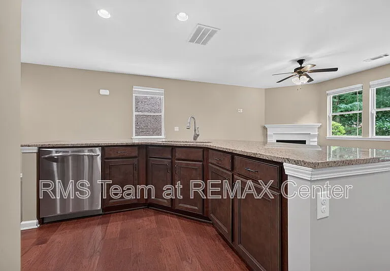 1572 Lenox Overlook Rd — Photo 12