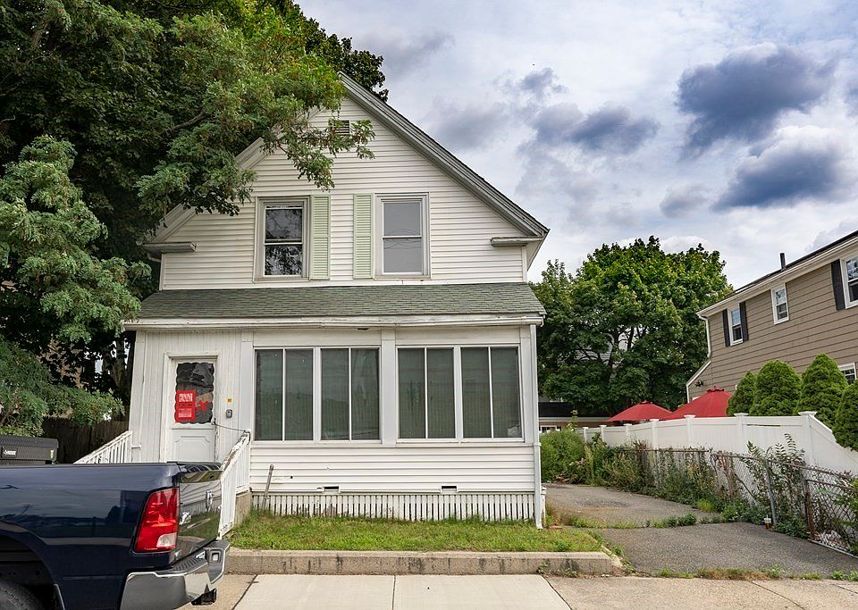 87 Upham St, Malden, MA 02148 Zillow
