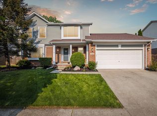 27561 Mill Creek Dr, Trenton, MI 48183