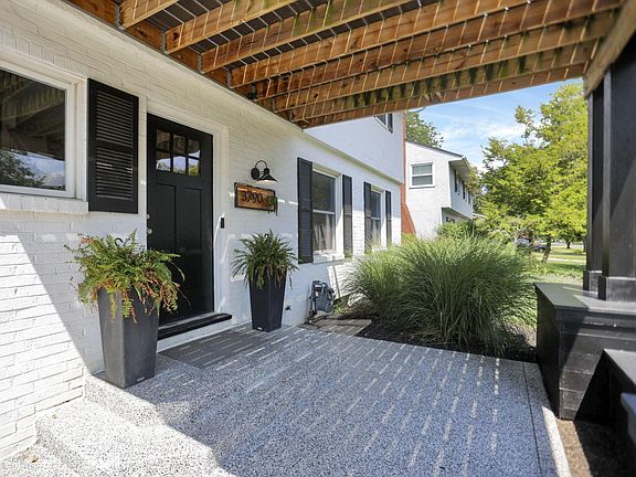 5th image of 3790 Wenwood Dr