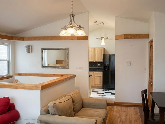 2nd image of 2836 N Damen Ave #3