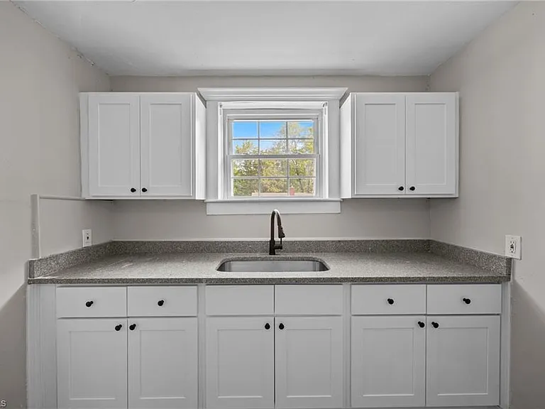 1509 Waverly St #B — Photo 7