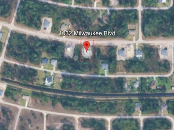 1032 Milwaukee Blvd, Lehigh Acres, FL 33974