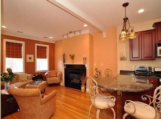 371-373 Hanover St #5, Boston, MA 02113