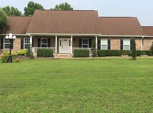 2040 Poke Bayou Loop, Batesville, AR 72501