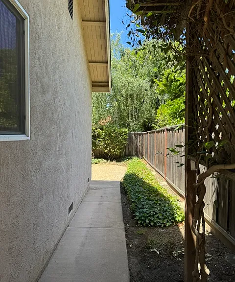 39574 Benavente Ave — Photo 19