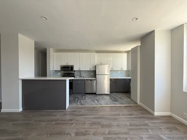 2475 West 16th Street image 1 of 7