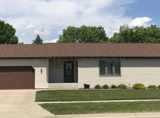 202 40th Ave S, Moorhead, MN 56560