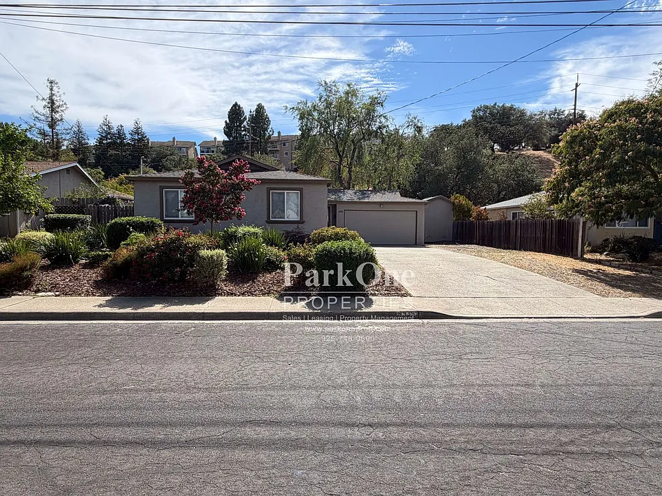 5098 Black Oak Rd
