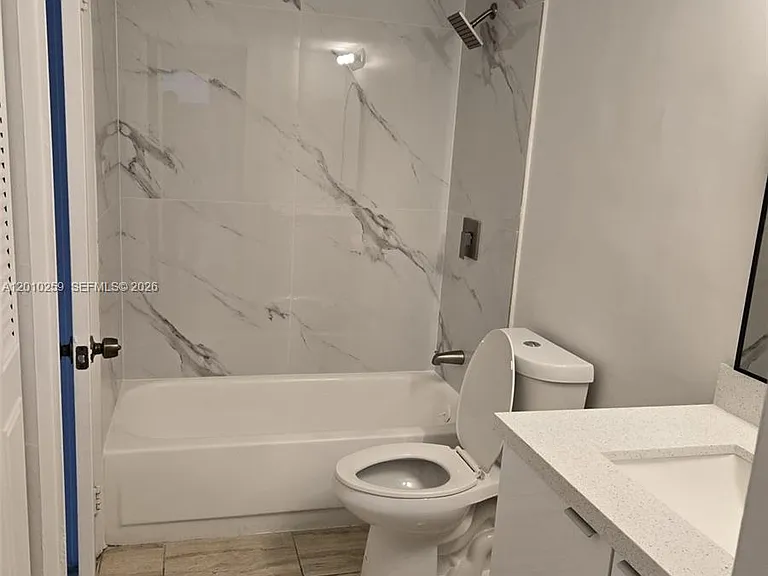 496 NW 165th Street Rd #D210 — Photo 14