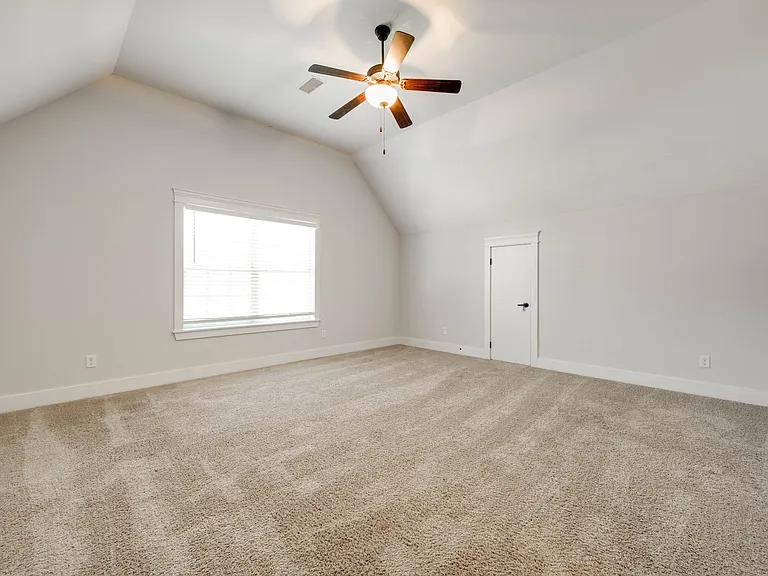 8885 McKenzie Farm Dr — Photo 32