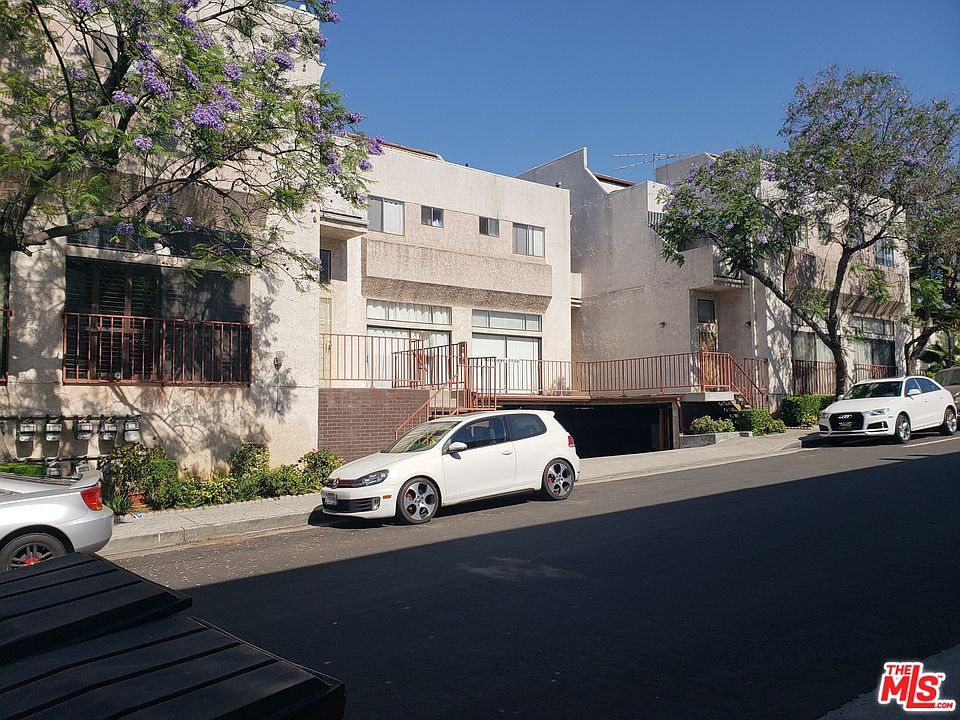 1st image of 1516 East Broadway