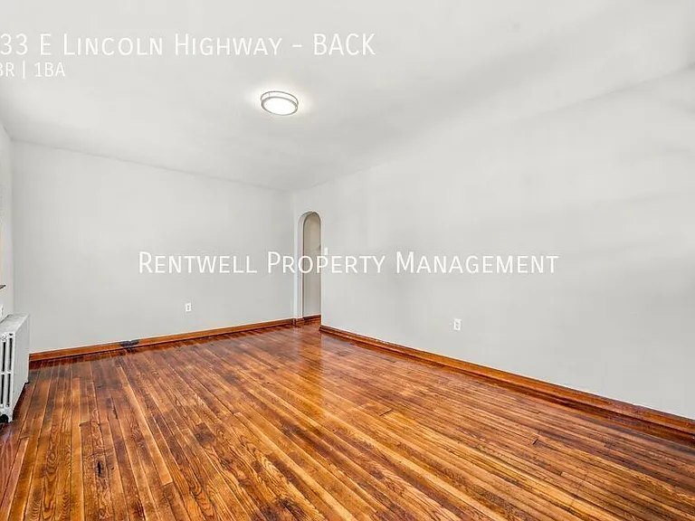 533 E Lincoln Hwy #BACK — Photo 8