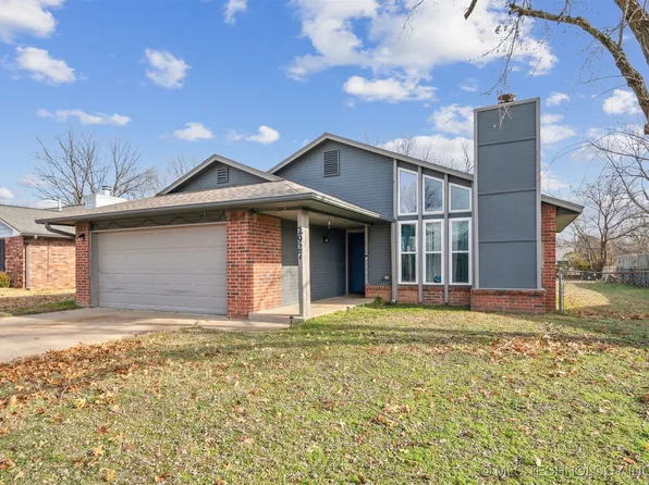 2927 S Main St, Sapulpa, OK 74066