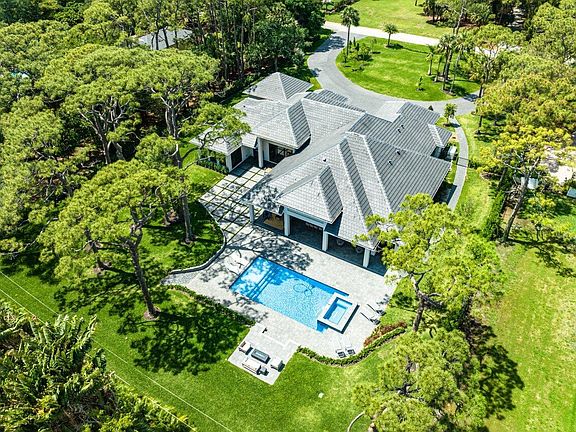 4th image of 2515 Greenbriar Drive