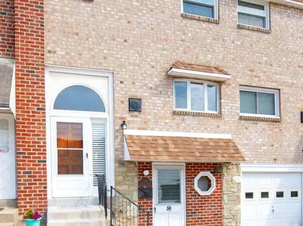 3654 E Crown Ave, Philadelphia, PA 19114