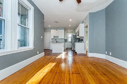 131 Paul Gore St #3 — Photo 3