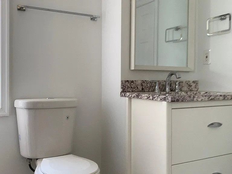 2nd bathroom