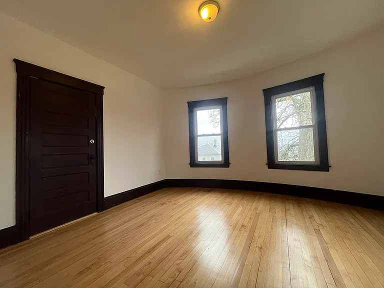 38 Esther St #1 — Photo 10