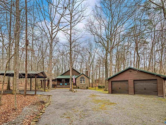 2nd image of 611 Cove Rd #1