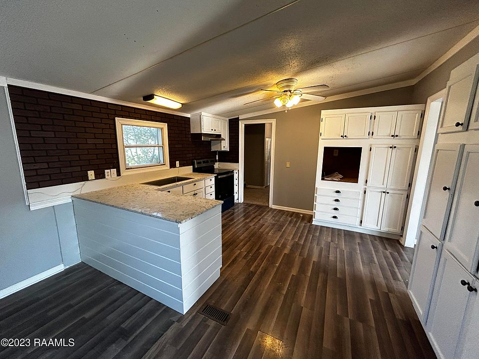 200 Majestic Dr, Rayne, LA 70578 Zillow