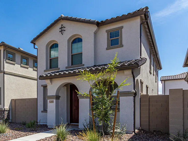 1280 W Sparrow Dr — Photo 3