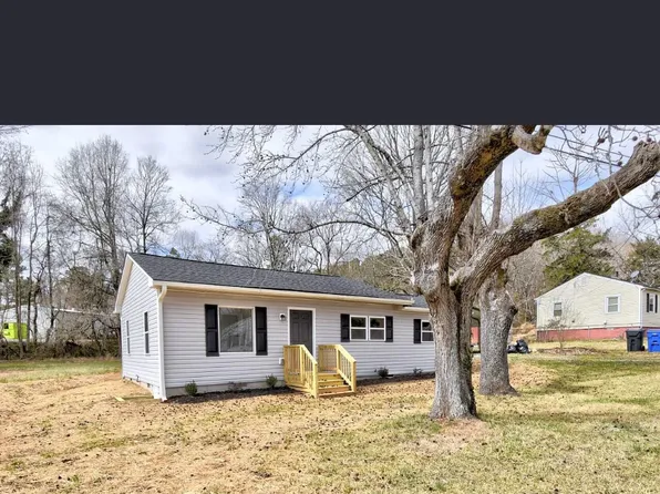 108 Torain St, Hillsborough, NC 27278