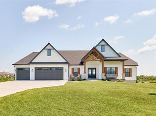 90 Eagles Watch Dr, Silex, MO 63377