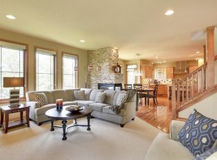 15733 50th Ave N, Plymouth, MN 55446