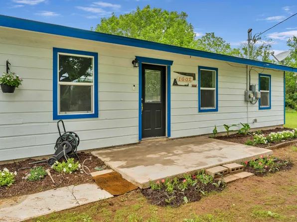 1002 S Pierce Street, Burnet, TX 78611