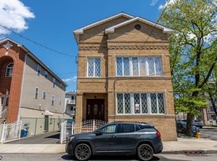 24 Elm Rd, Newark, NJ 07105