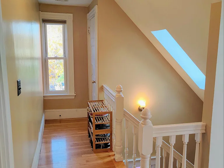 14 Edison Grn #3 — Photo 11