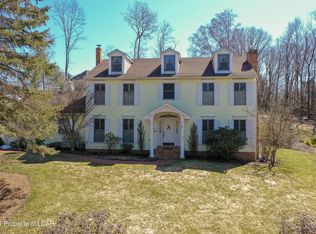 324 Blueberry Hill Rd, Shavertown, PA 18708